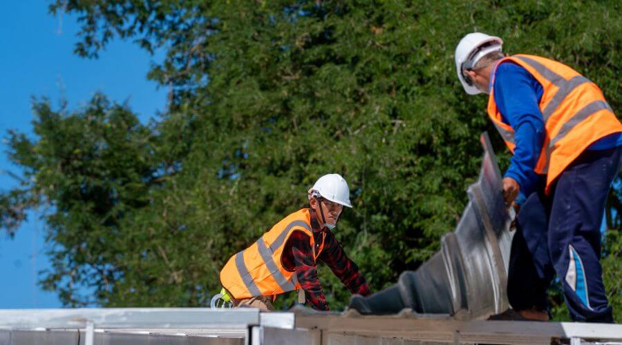 Professional new roof installation services in Cumming, IA